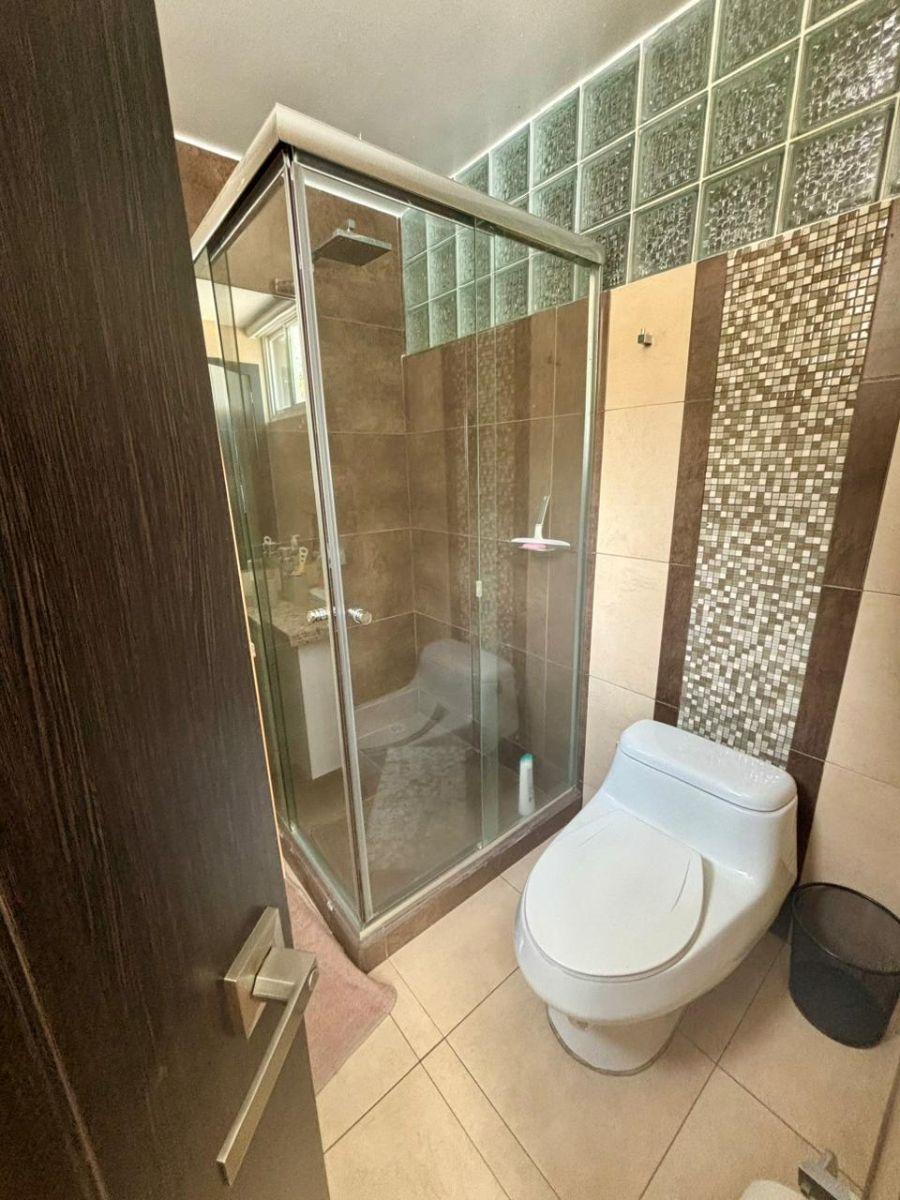 Venta Departamento Urbanizacion El Condado — imagen 2