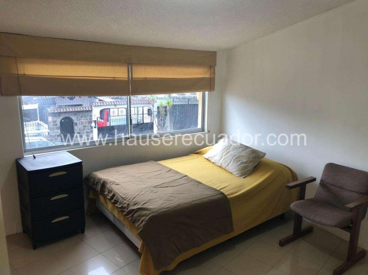 Inversión Segura: Casa Rentera con 2 Departamentos en Venta, El Triángulo San Rafael — imagen 4