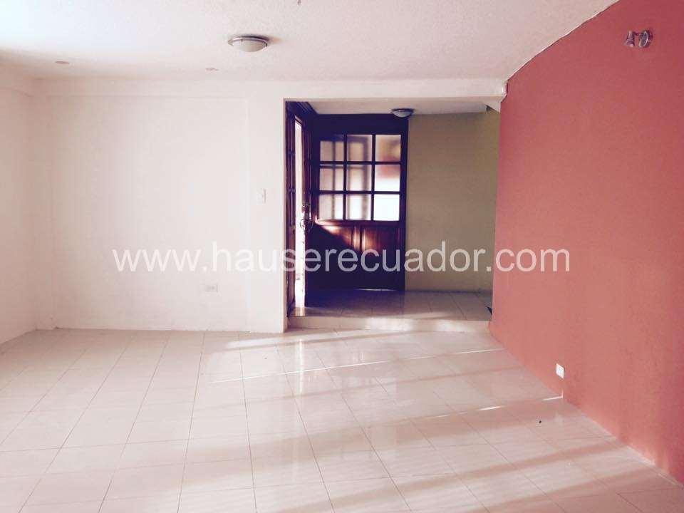 Inversión Segura: Casa Rentera con 2 Departamentos en Venta, El Triángulo San Rafael — imagen 2