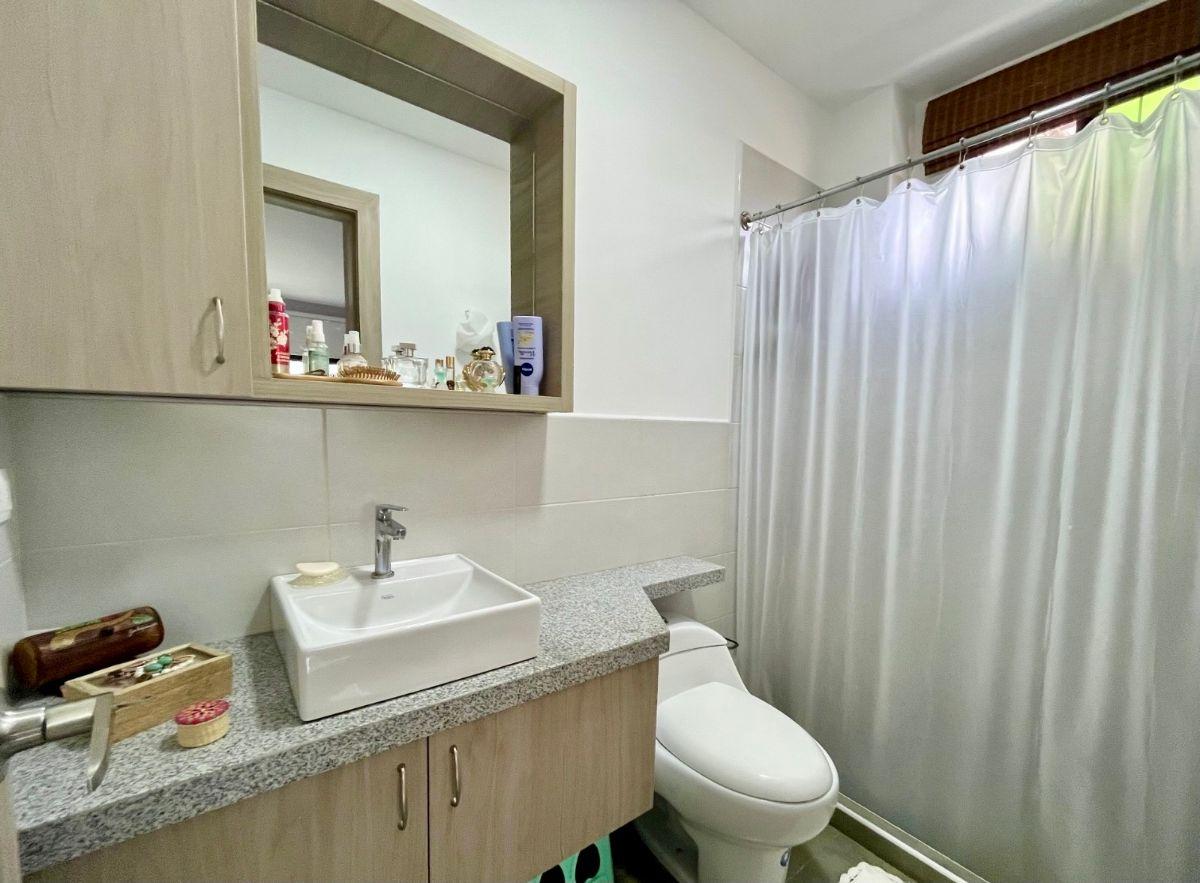 6622. Ceibos - Calle Abierta, Vendo Departamento 2 Dorm. $110.000. Guayas — imagen 7