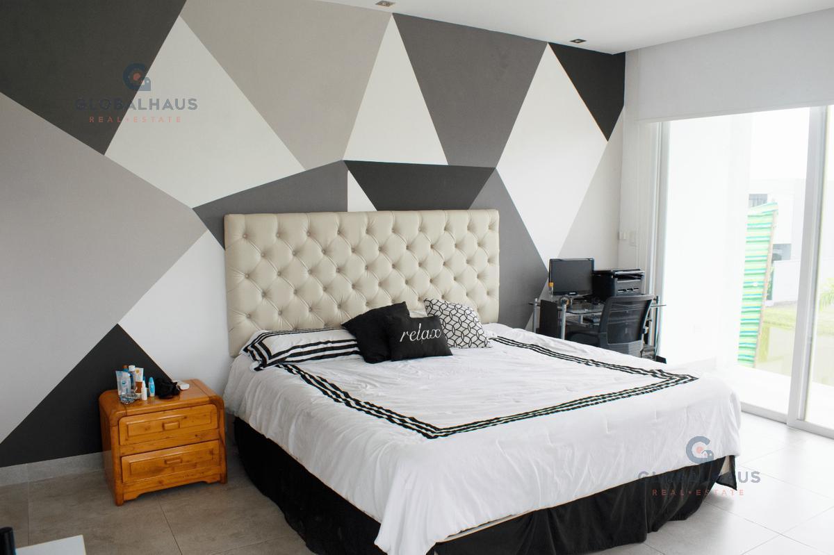 Venta de Casa, Mocoli Blue Bay, Samborondon, 4 Habitaciones, Piscina m. H. Guayas — imagen 2