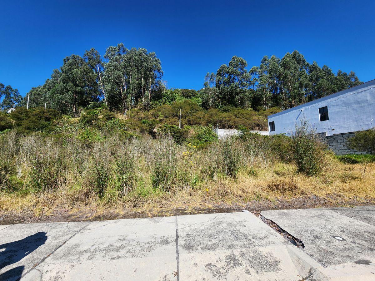 Vendo Bonito Terreno de 581 m Sector Cashapamba Urb. Prados del Rio Sangolqui — imagen 8