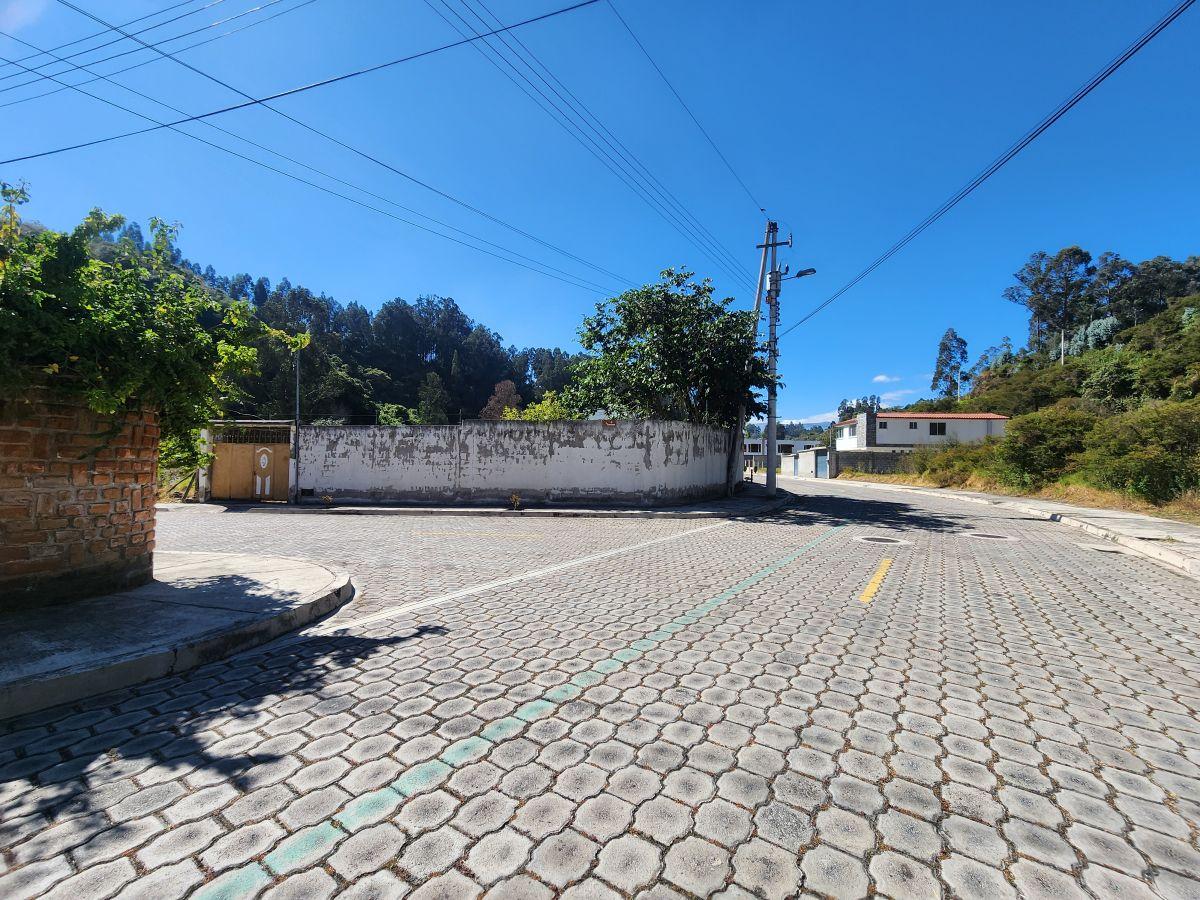 Vendo Bonito Terreno de 581 m Sector Cashapamba Urb. Prados del Rio Sangolqui — imagen 7