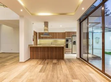 Miravalle, Casa 4 Dorm., Jardin de 150 m, Vista Espectacular — imagen 2