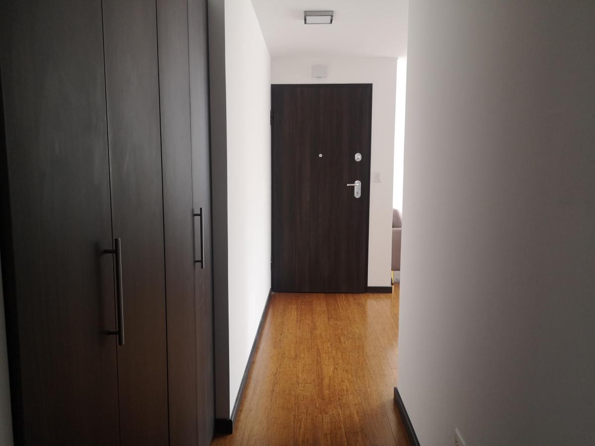 Quicentro - Vendo Moderno Dpto Totalmente Amoblado — imagen 4