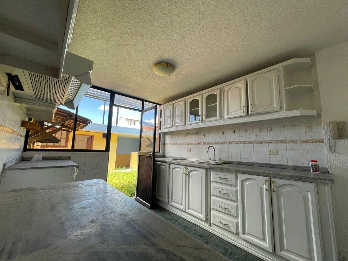 Vendo Casa Central en Sangolquí — imagen 2