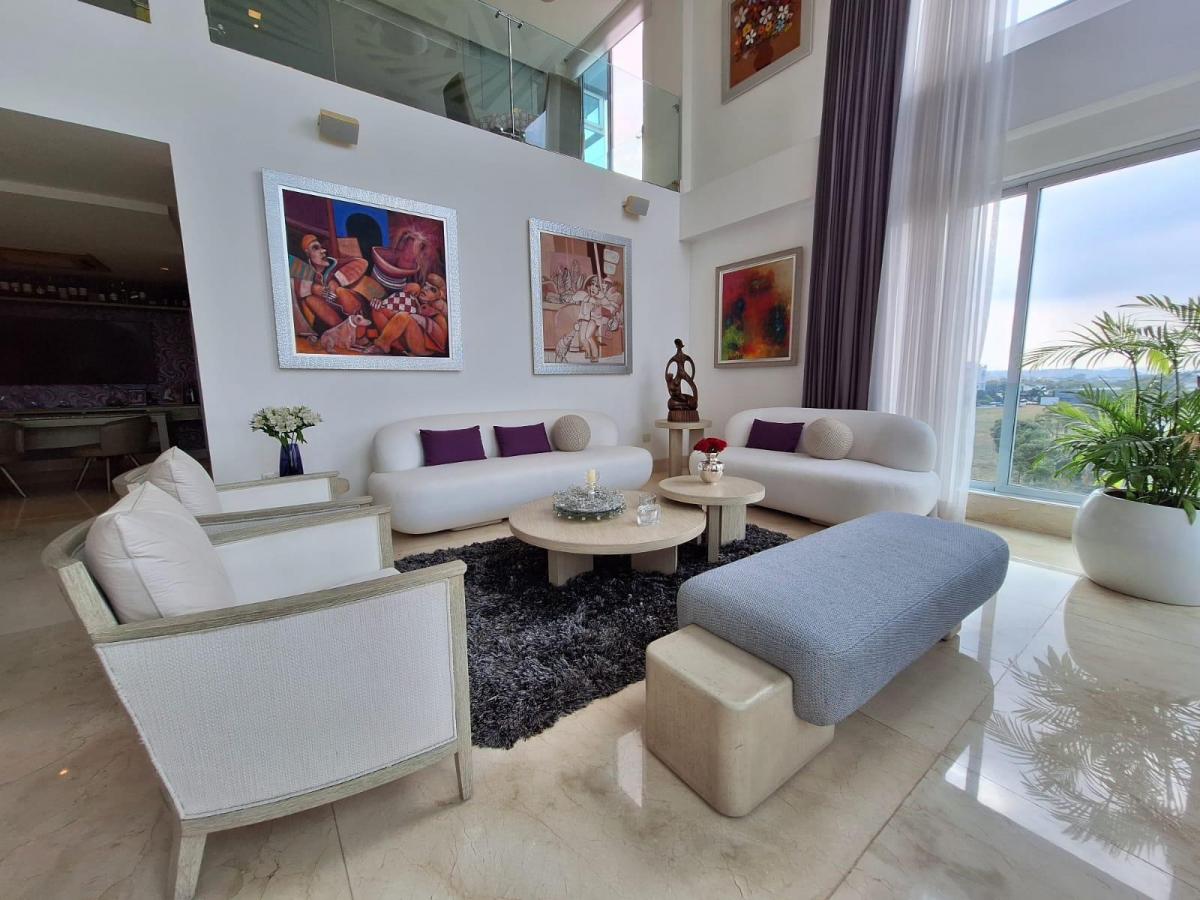 Penthouse Amoblado en Venta - 4 Dorm. - Mocolí Golf, Samborondón, Guayas — imagen 3