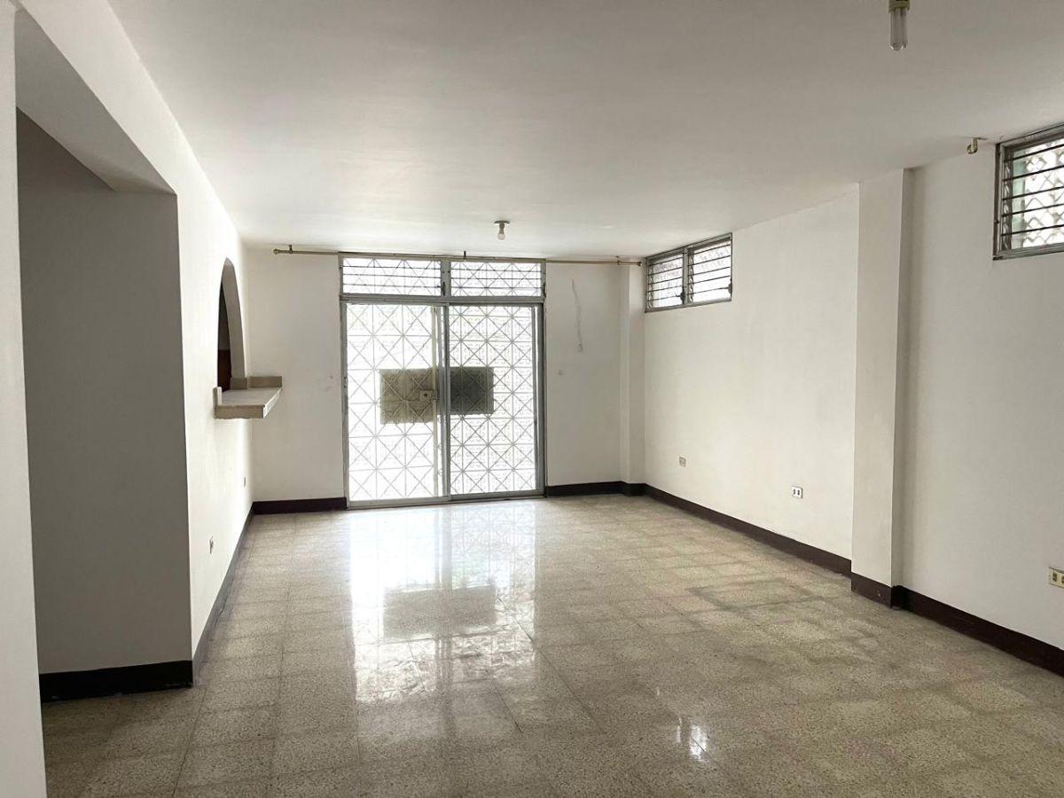 Lomas de Urdesa, Vendo Departamento Segundo Nivel. Sector Porton de Las Lomas. Guayas — imagen 7