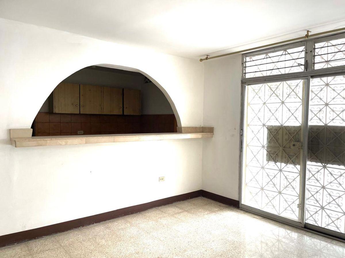 Lomas de Urdesa, Vendo Departamento Segundo Nivel. Sector Porton de Las Lomas. Guayas — imagen 6