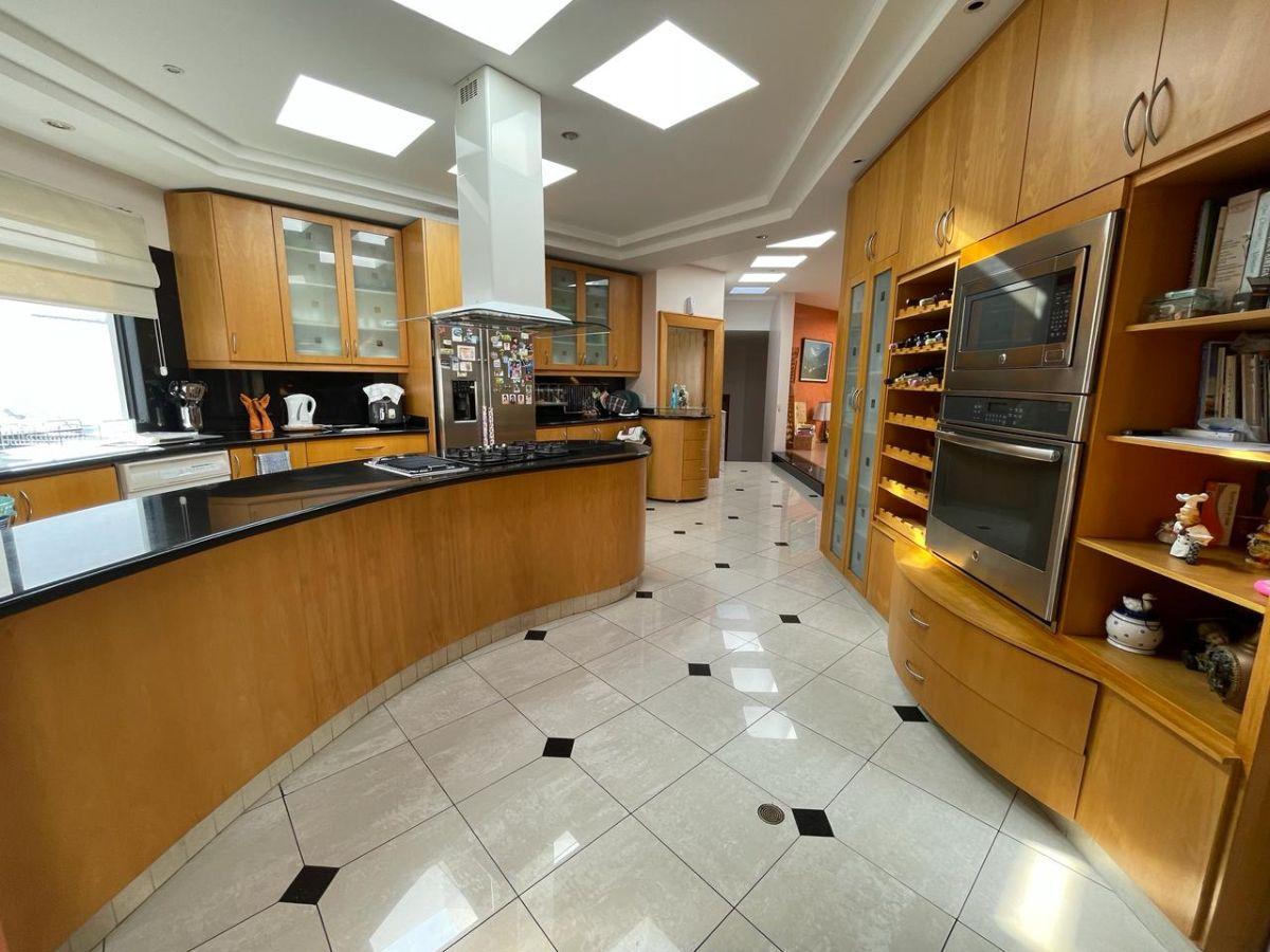 Casa de Lujo en Venta | Cumbayá – Urbanización Exclusiva — imagen 10