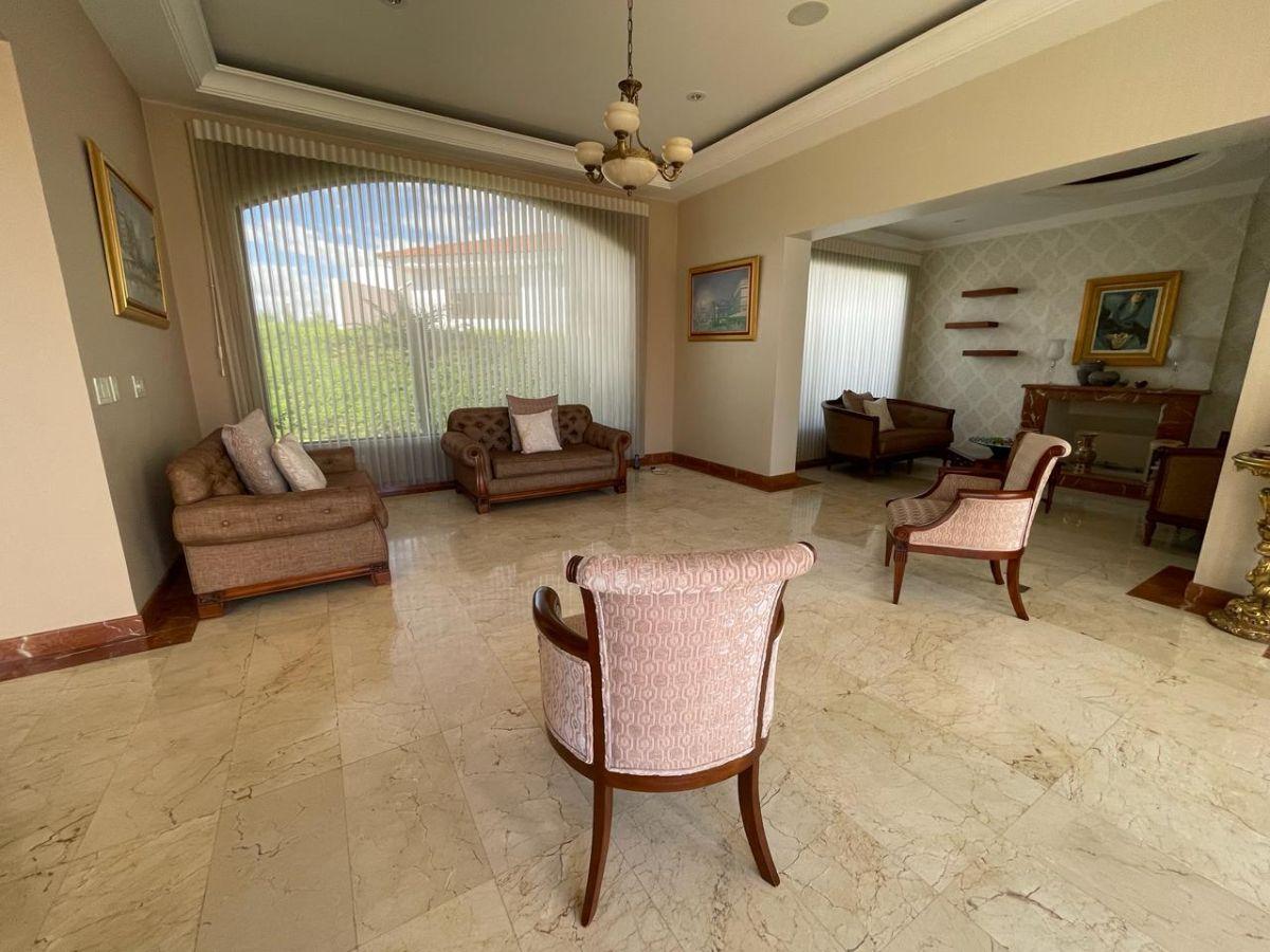 Casa de Lujo en Venta | Cumbayá – Urbanización Exclusiva — imagen 5
