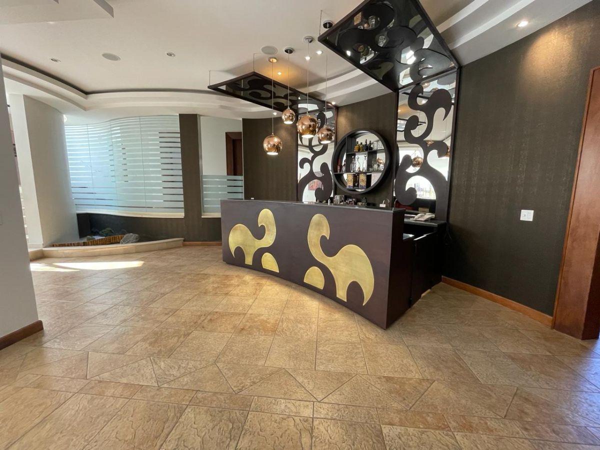 Casa de Lujo en Venta | Cumbayá – Urbanización Exclusiva — imagen 3