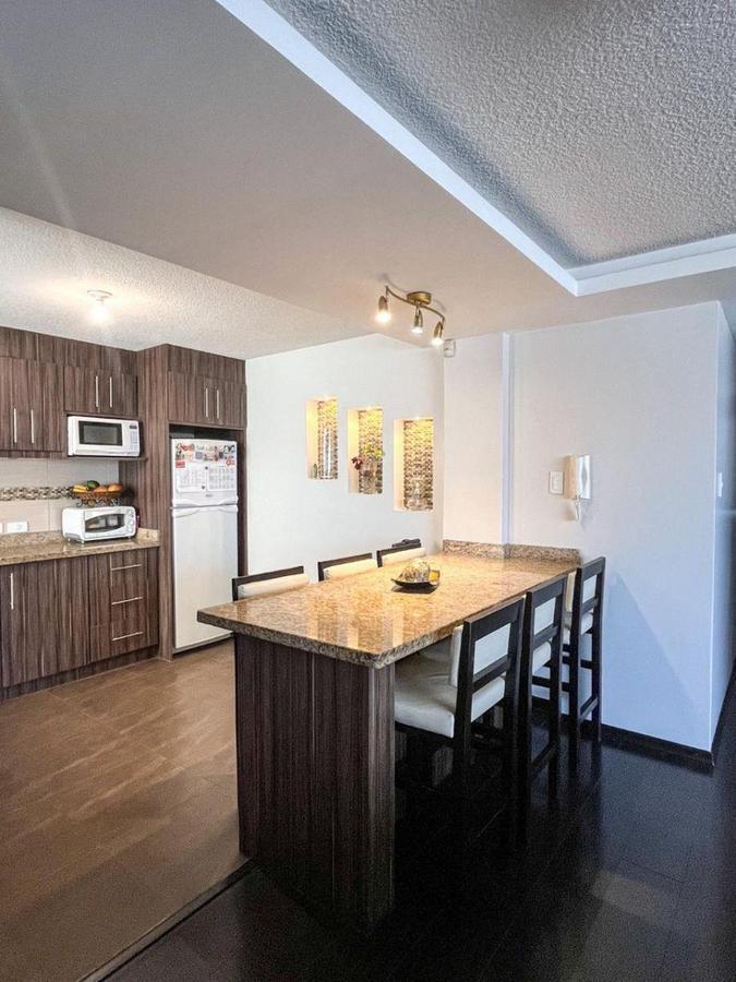Vendo Departamento de 3 Dorm. Remodelado en El Sector de Solca o Embajada Americana — imagen 7