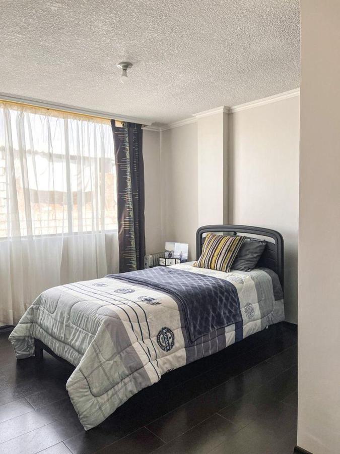 Vendo Departamento de 3 Dorm. Remodelado en El Sector de Solca o Embajada Americana — imagen 4