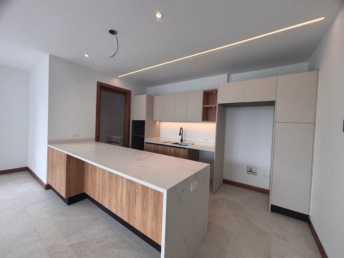 Vendo a Estrenar Departamento de 108 m y Terraza 18 m en Santa Lucía Cumbayá — imagen 5