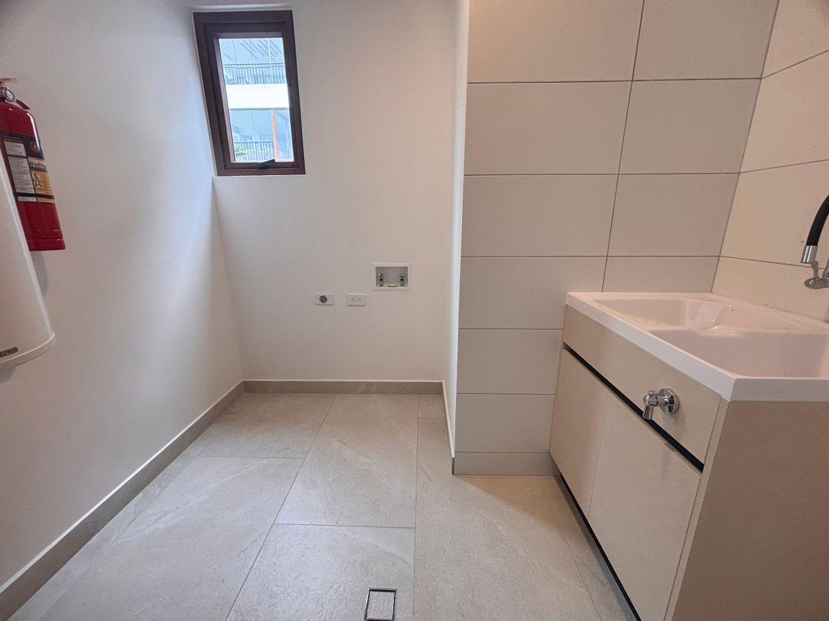 Vendo a Estrenar Departamento de 108 m y Terraza 18 m en Santa Lucía Cumbayá — imagen 4