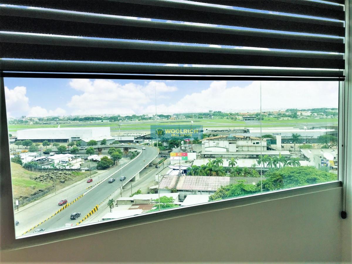 Vendo Hermosa Suite Amoblada en Edificio Quo, Parqueo, 65 m², Guayas — imagen 9