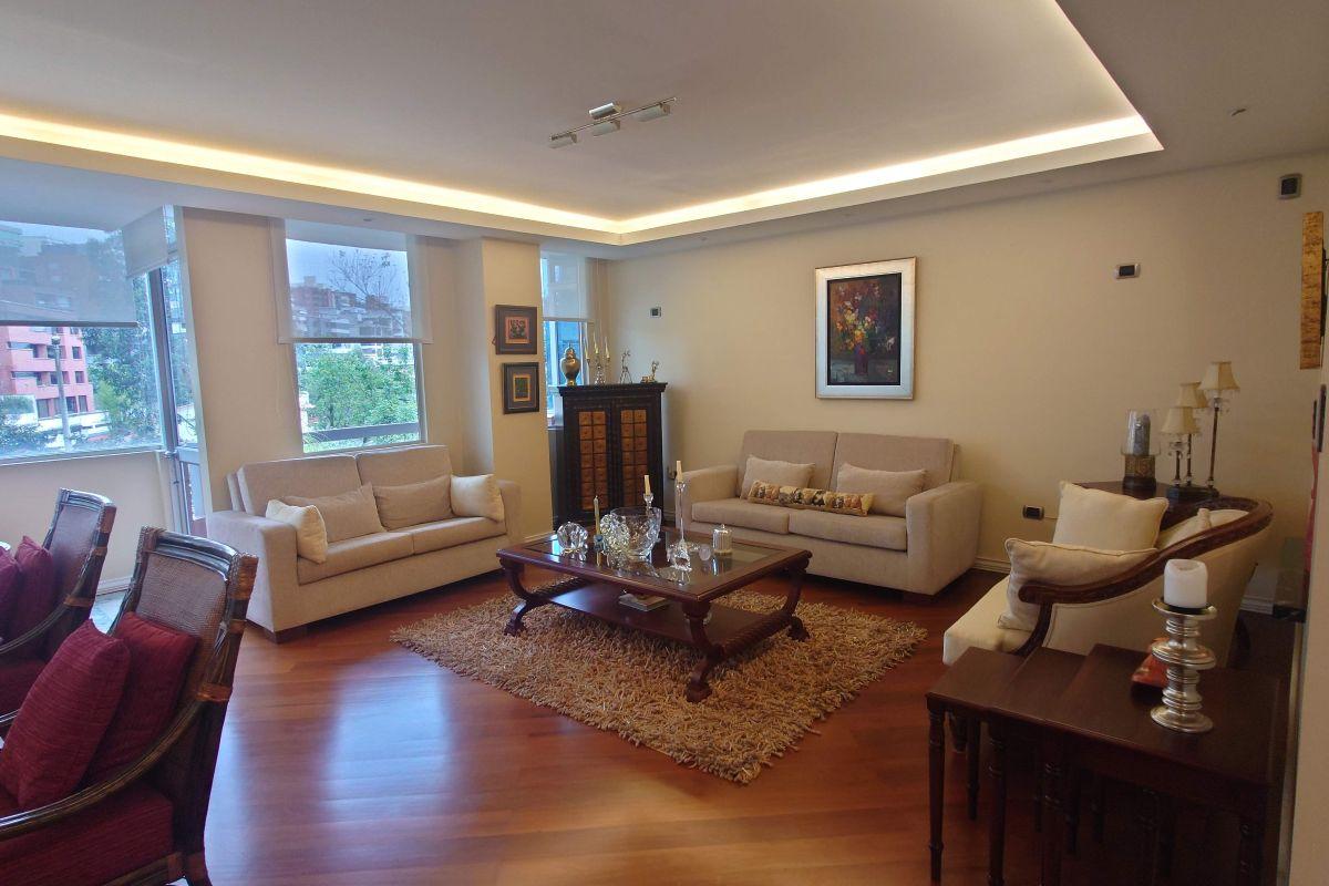 En Quito Tenis Está Su Mejor Inversión. Amplio y Seguro Departamento, El Inmueble Ideal en Quito. Provincia de Pichincha — imagen 4