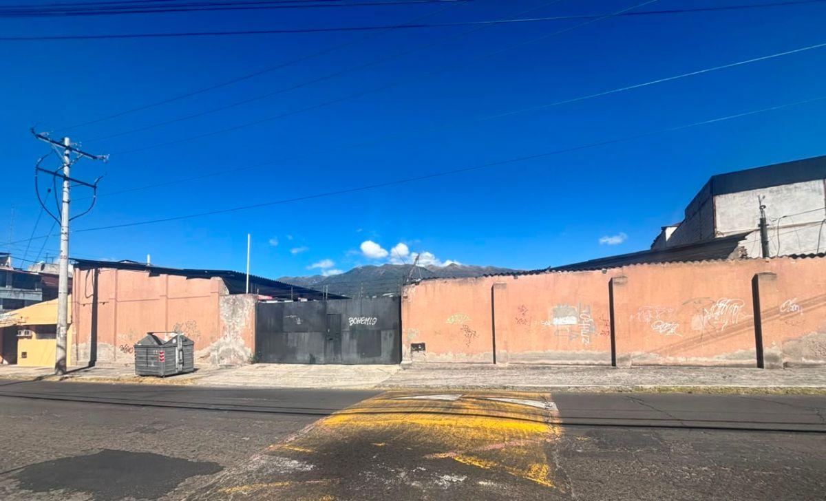 Venta Terreno Residencial o Comercial El Morlan Sector Kennedy — imagen 7