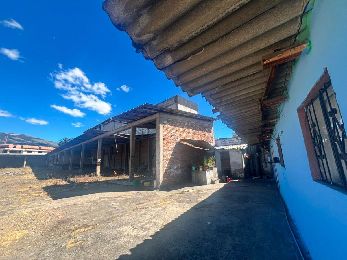 Venta Terreno Residencial o Comercial El Morlan Sector Kennedy — imagen 3