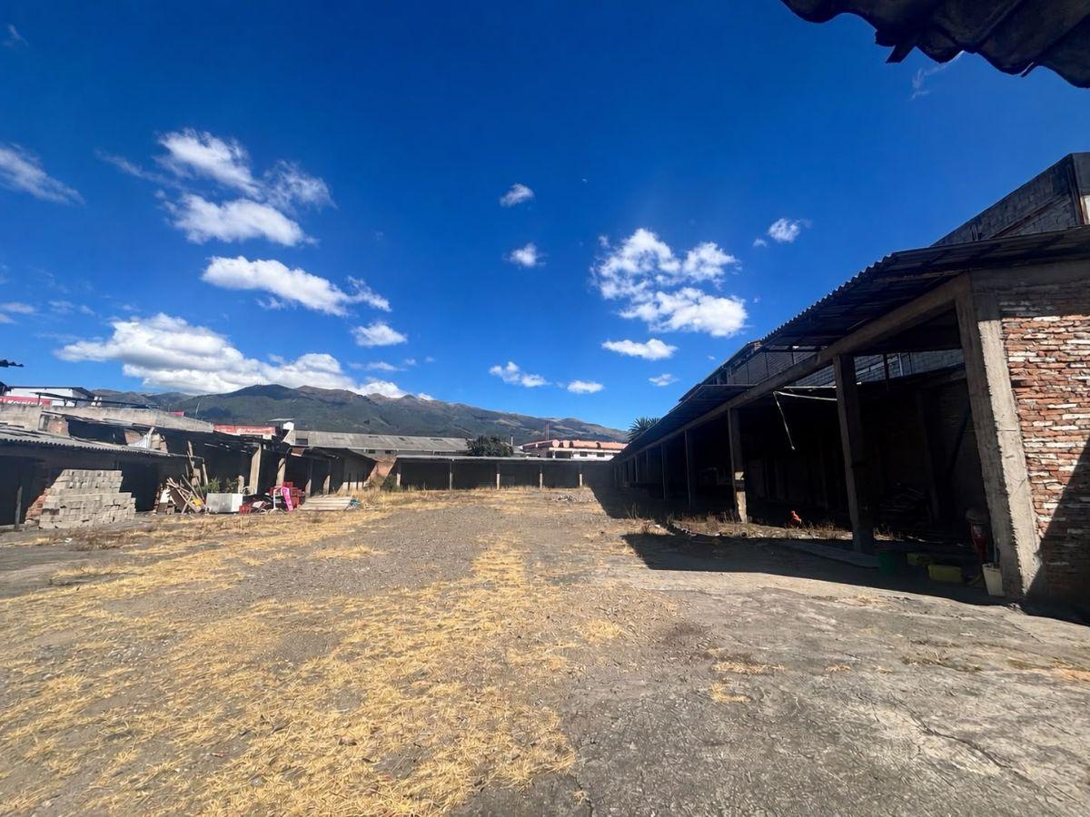 Venta Terreno Residencial o Comercial El Morlan Sector Kennedy — imagen 2