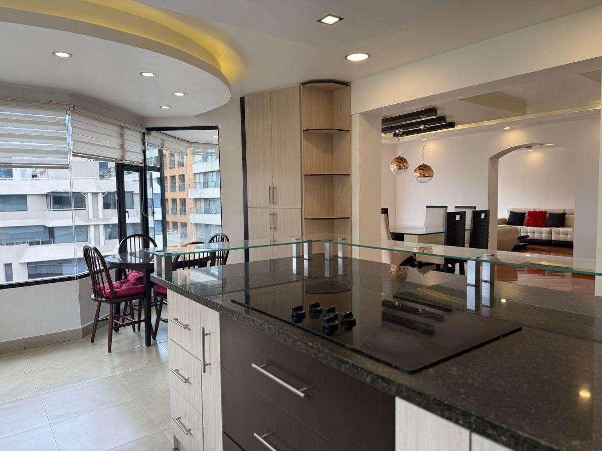 Departamento de 3 Dorm. en Venta Sector República del Salvador — imagen 5