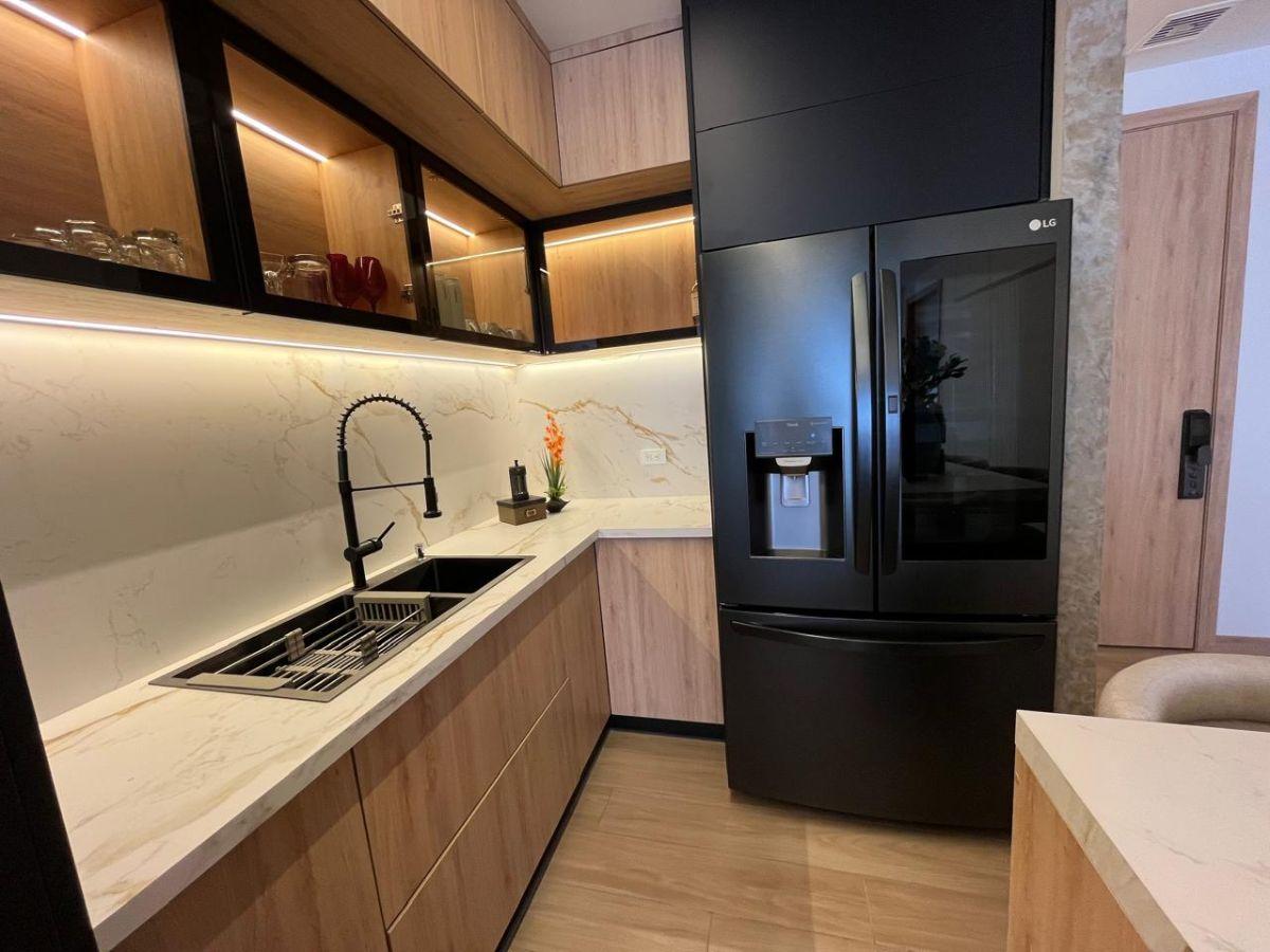 Vendo Departamento de 3 Habitaciones, Amoblado, Av Republica, Epiq — imagen 8