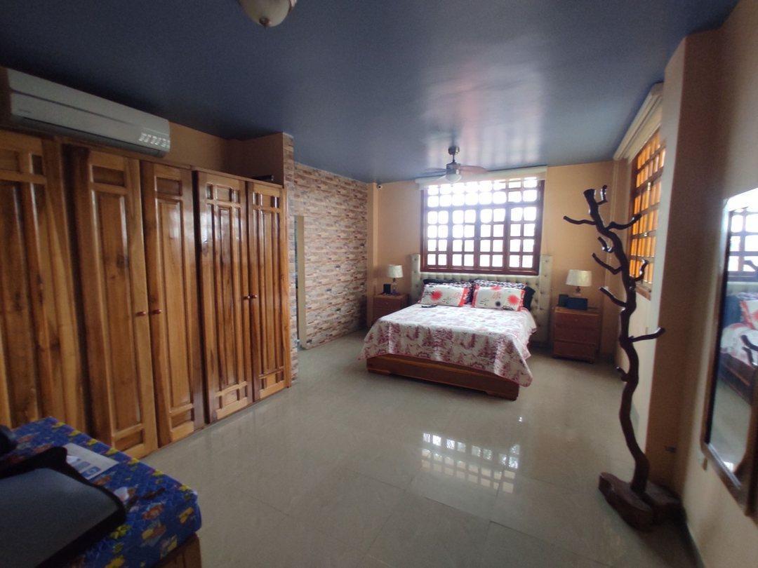Casa con Piscina de Venta en Manta Zona Norte Ar, Manabí — imagen 3