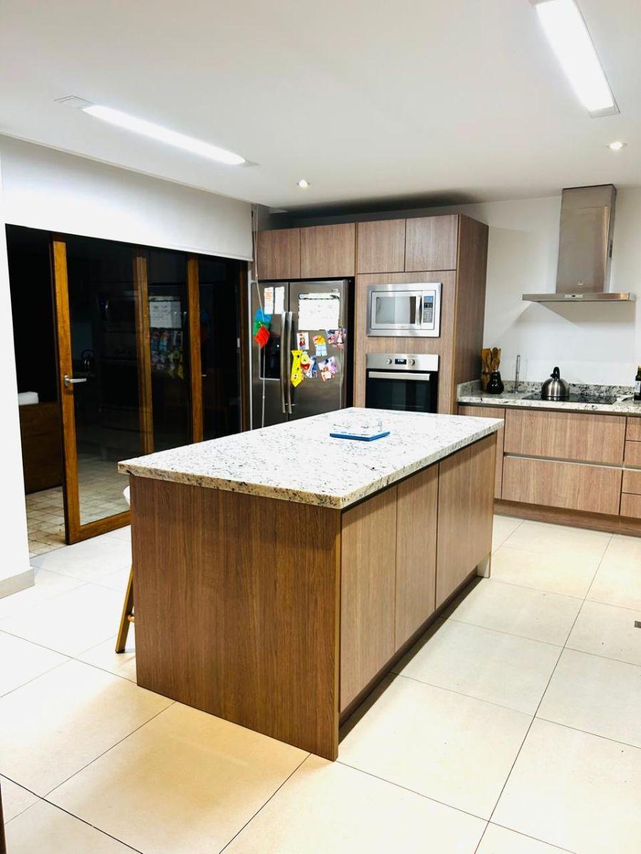 Fabuloso Departamento Sta Lucía con Hermoso Jardín de 170 m² — imagen 9