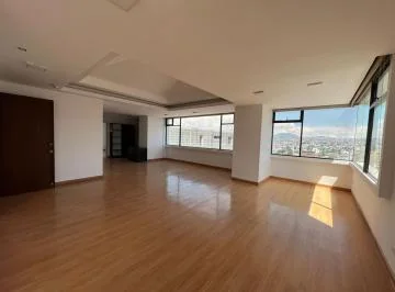 Mv - Sector La Carolina, en Venta en Edificio Corporativo Oficina de 174.1 m² — imagen 3