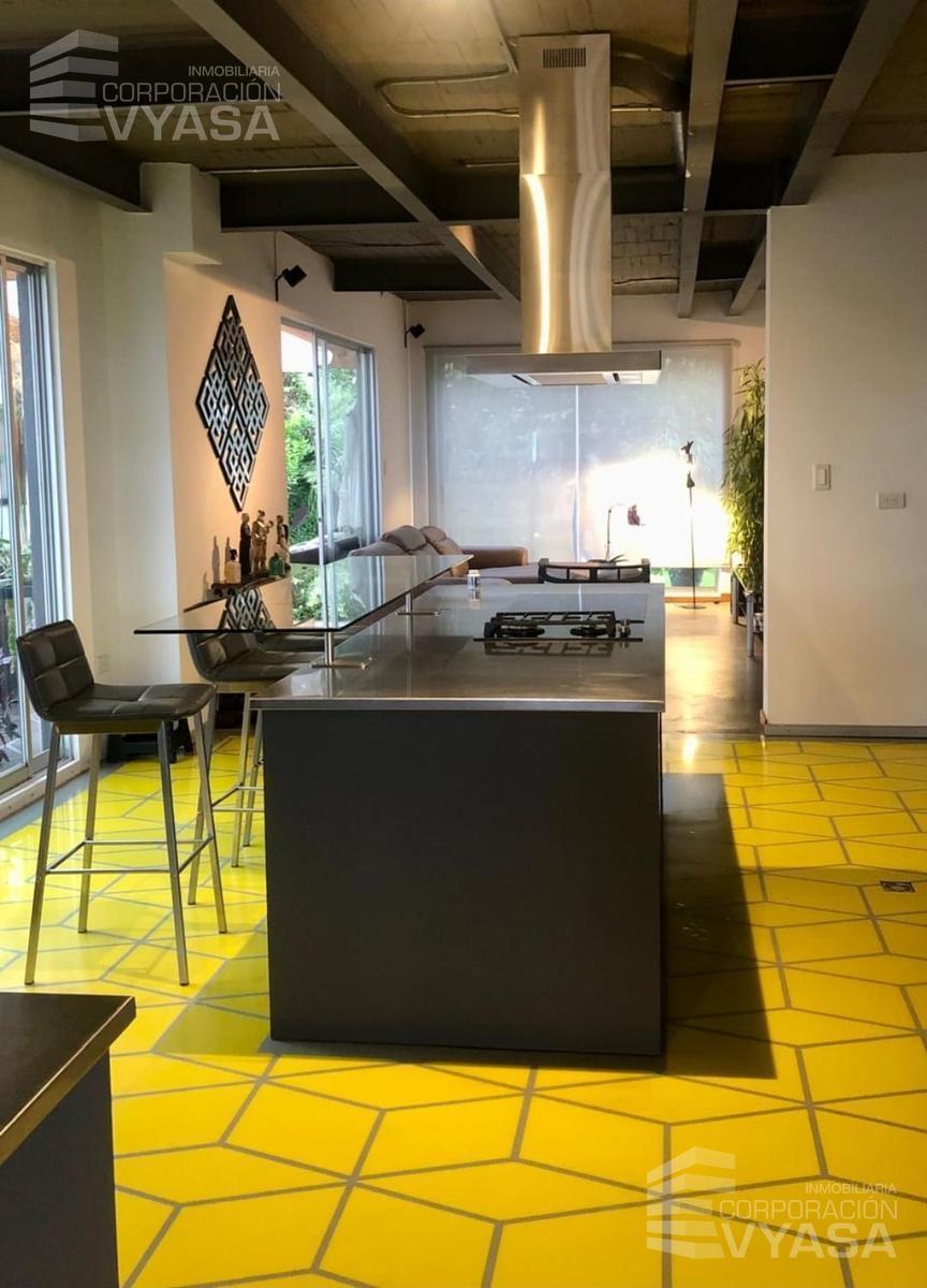 Cumbayá - Yanazarapata, Bonito Duplex en Venta de 280 m², 5 Dorm. — imagen 8