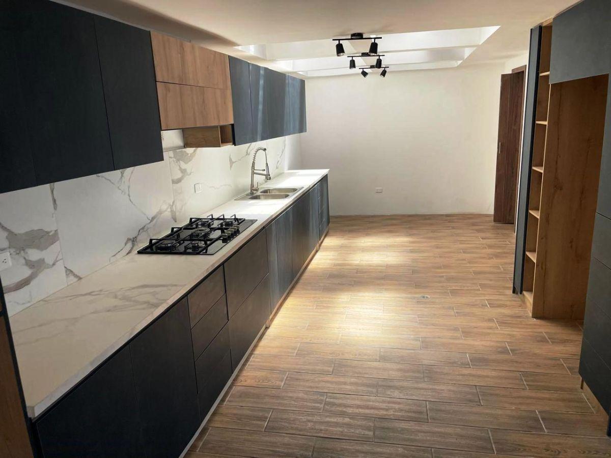 Casa en Venta 4 Dorm. y Urbanización Privada - Brasilia 2 - Quito — imagen 4