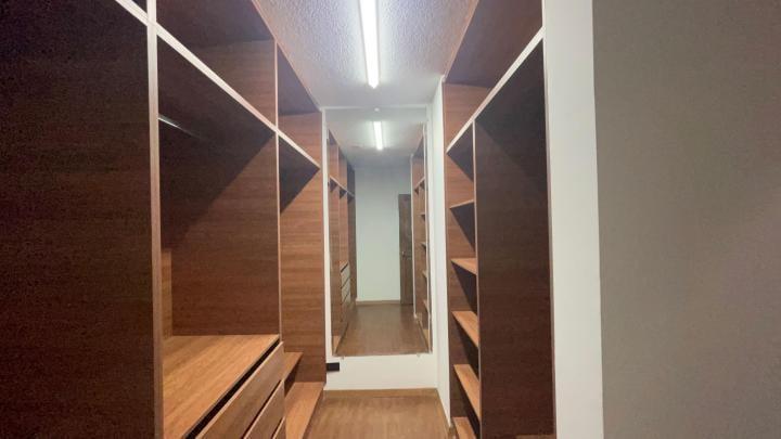 Venta Departamento 389 m² en González Suárez – Vista Panorámica — imagen 5