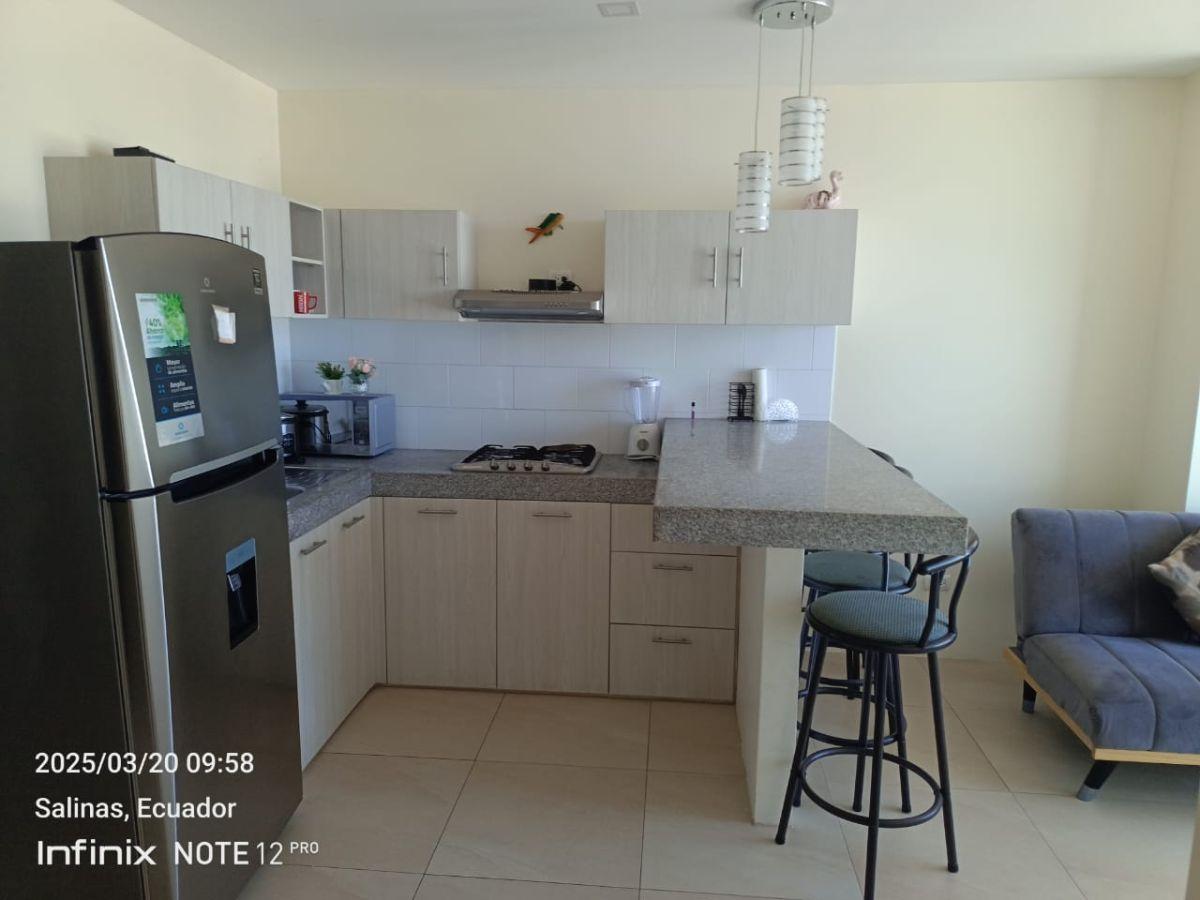 Vendo Departamento, Edificio Camboríu Suites, Salinas, Santa Elena — imagen 10