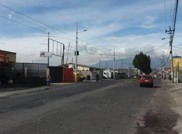 Arriendo Terreno Comercial 380 m² en Av Principal Marianitas Calderon. Provincia de Pichincha — imagen 2