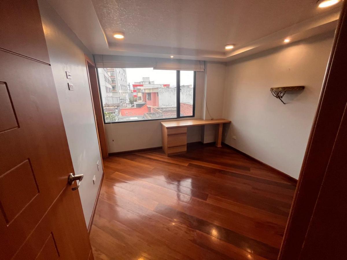 Venta Renta Departamento 3 Dorm. Cc El Bosque — imagen 3