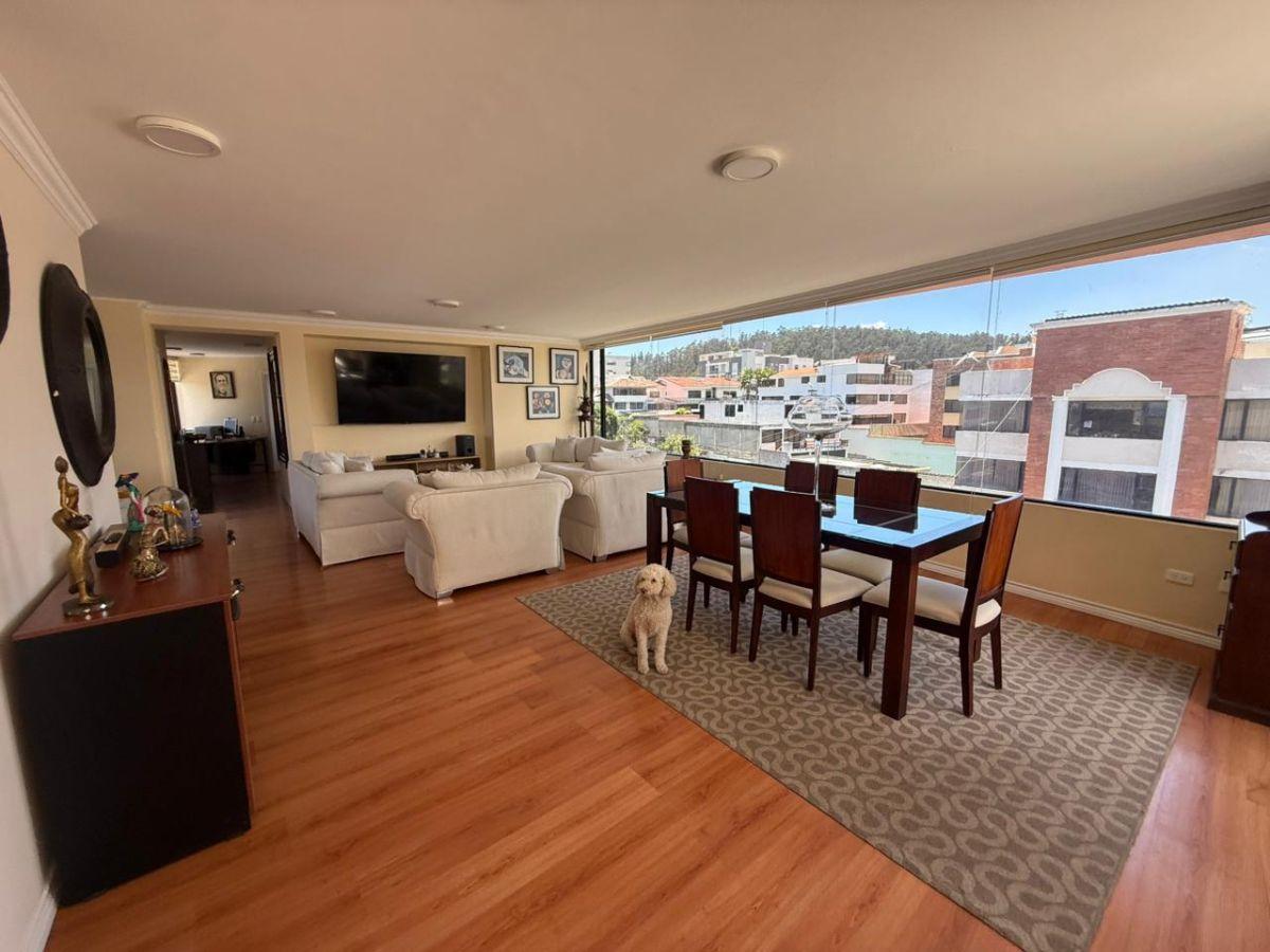De Oportunidad Vendo Departamento Penthouse de Lujo - Sector Monteserrin — imagen 4