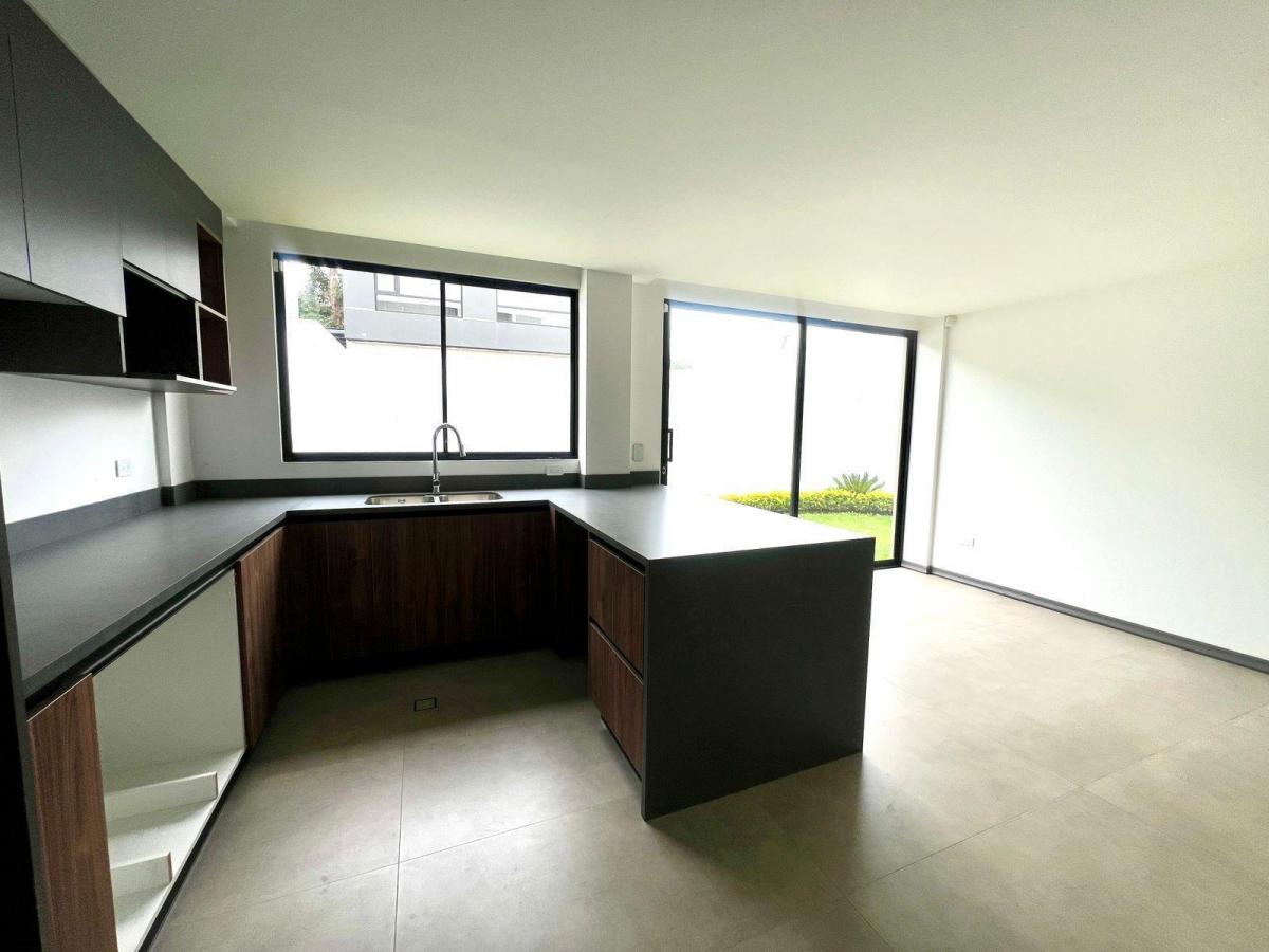 Mv Sector Villa Vega de Tumbaco, en Venta Casa de 3d, 128.8 m² a Estrenar con Jardin Amplio — imagen 6