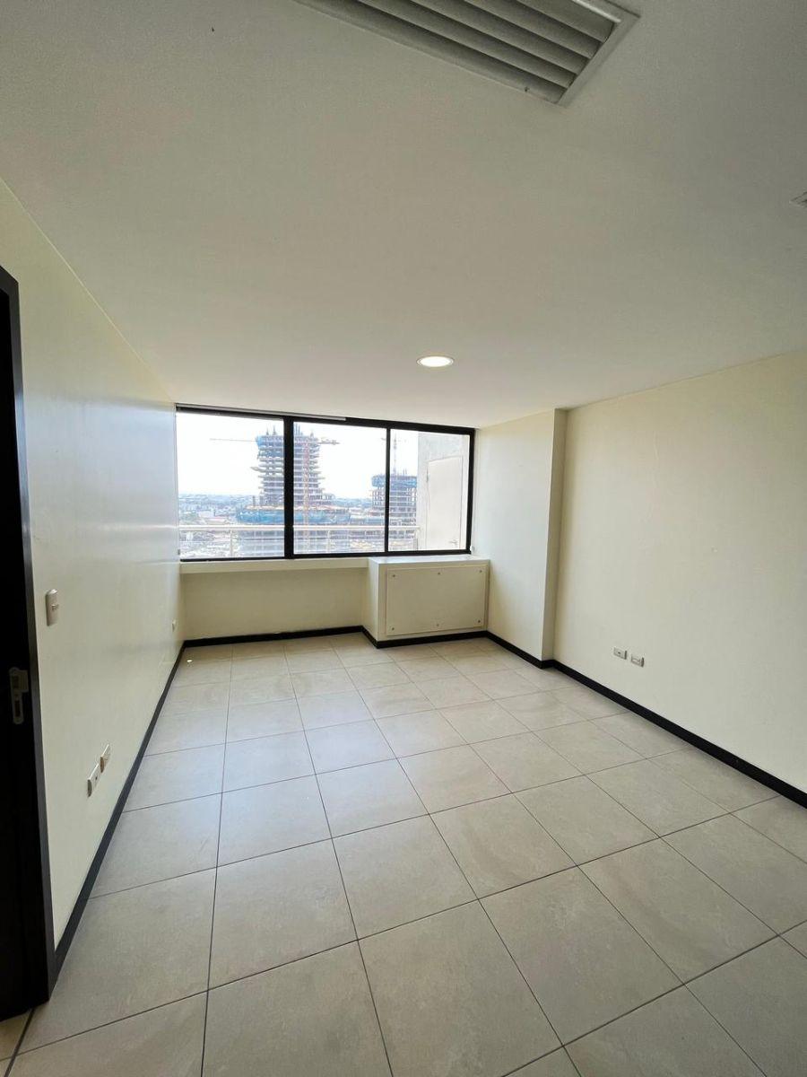 Vendo Departamento en Puerto Santa Ana, Parqueo, Bellini, Guayas — imagen 9