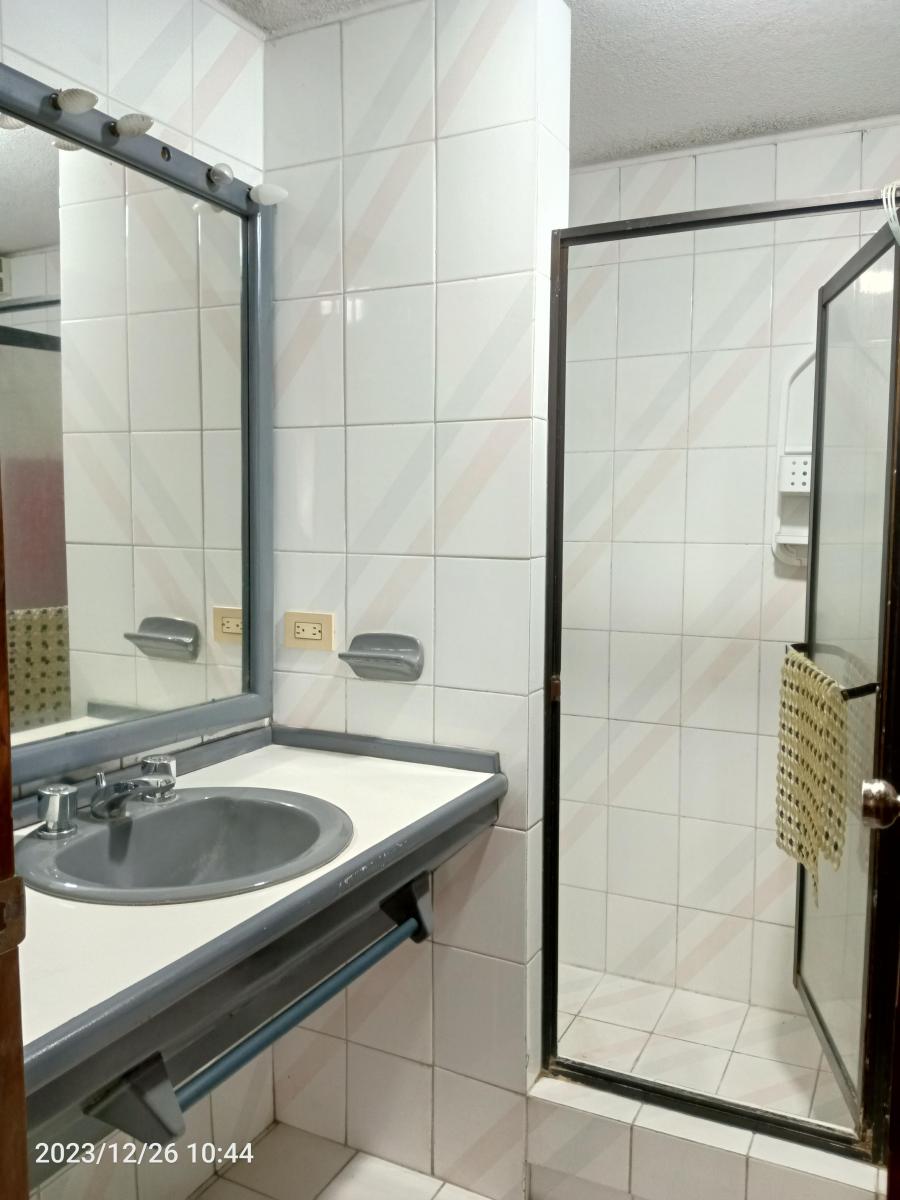 Casa de 250 m² con 4 Habitaciones en Venta en El Condado — imagen 6