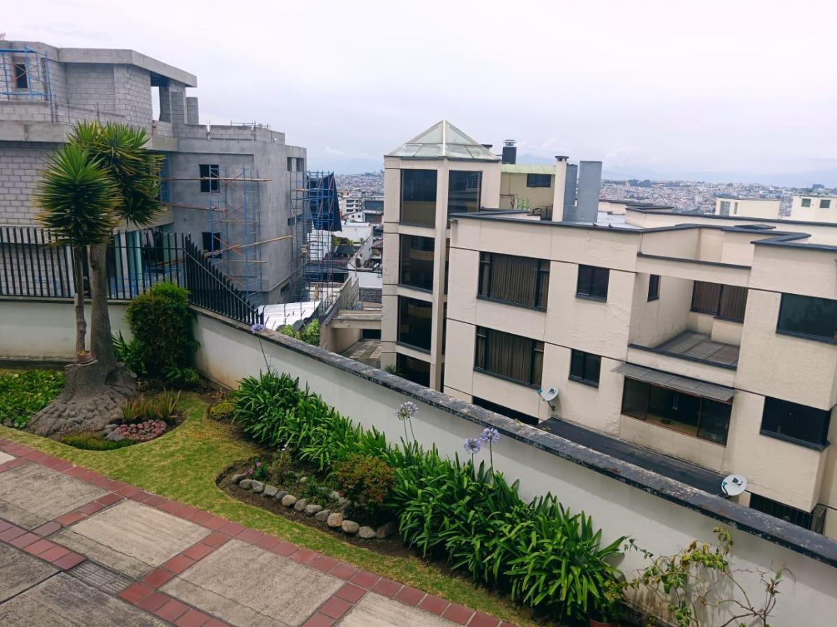 Oportunidad Bosque Quito Tenis, Hermoso Amplio Dpto. $142. 000, Oo — imagen 5