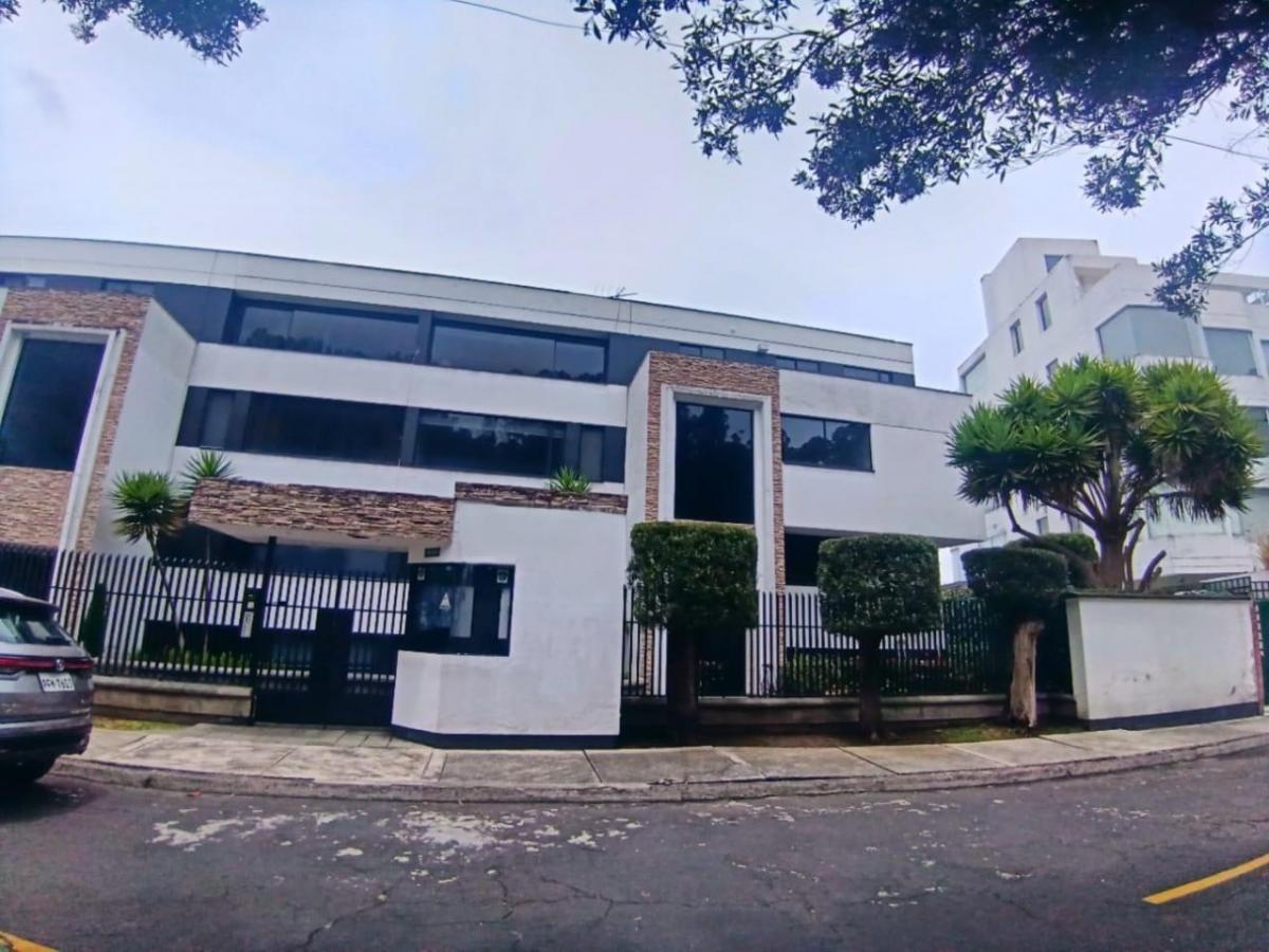 Oportunidad Bosque Quito Tenis, Hermoso Amplio Dpto. $142. 000, Oo — imagen 4