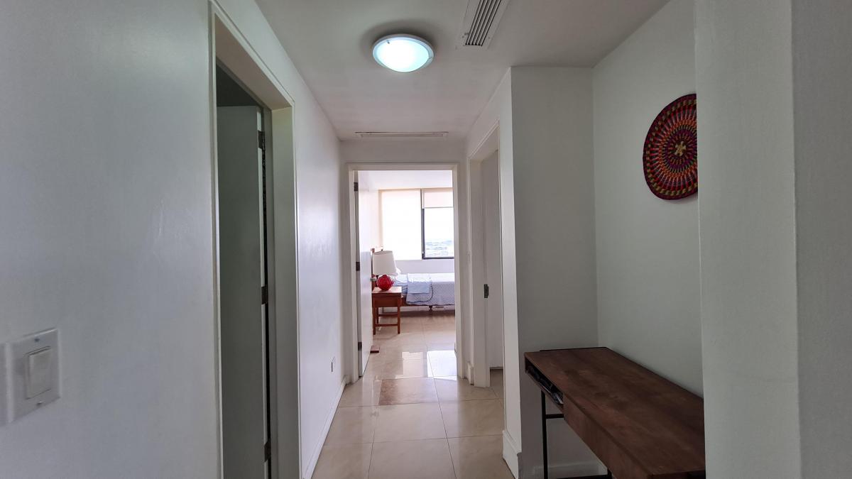 Departamento en Venta o Alquiler con 2 Dorm. y Parqueo - Torre Colon 1, Guayas — imagen 3