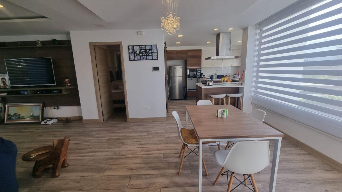 Vendo Amplio Departamento de 125 m² de 3 Dorm. en Tumbaco — imagen 2