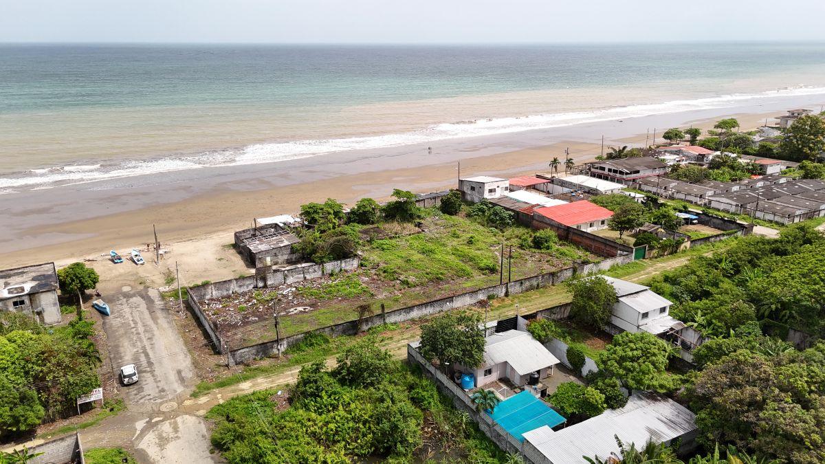 Terreno en Venta - Atacames / Frente Al Mar - J. Delgado — imagen 9