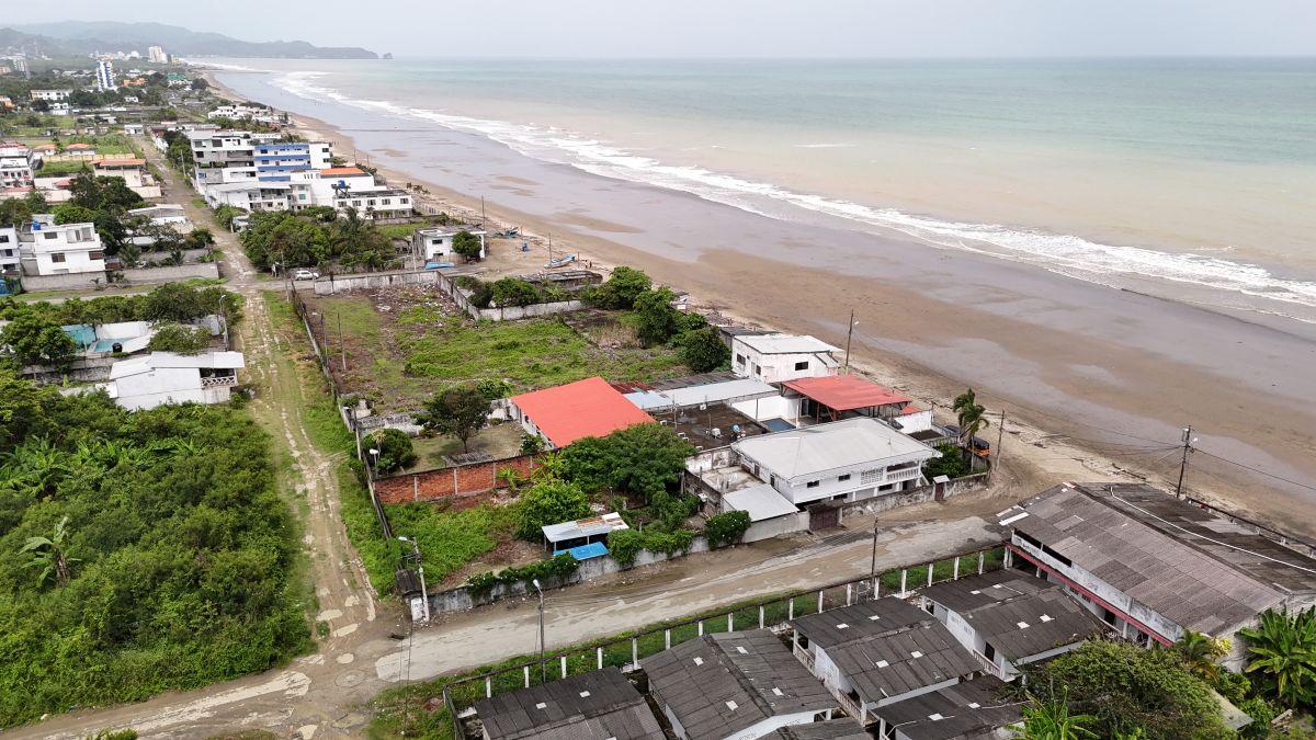 Terreno en Venta - Atacames / Frente Al Mar - J. Delgado — imagen 8