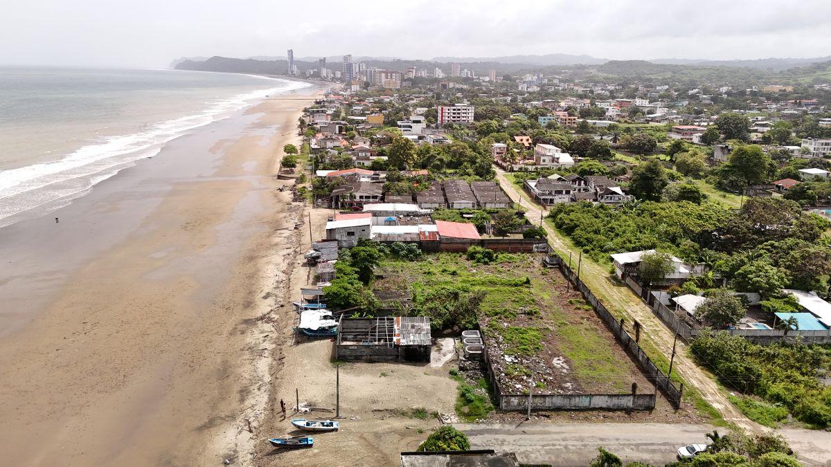 Terreno en Venta - Atacames / Frente Al Mar - J. Delgado — imagen 7