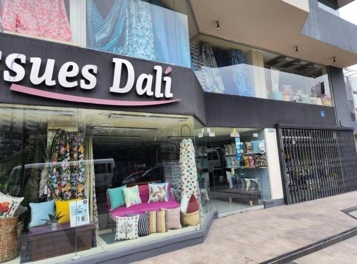 Venta Local Conercial Execlente Ubicacion — imagen 1