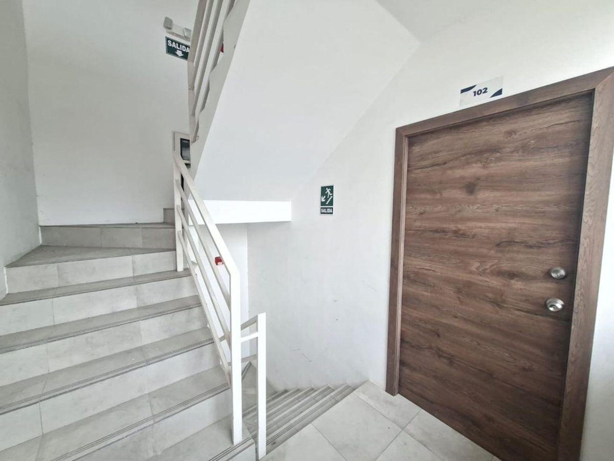 Departamento en Venta en Urb. Brisas de La Perla, Guayas — imagen 4