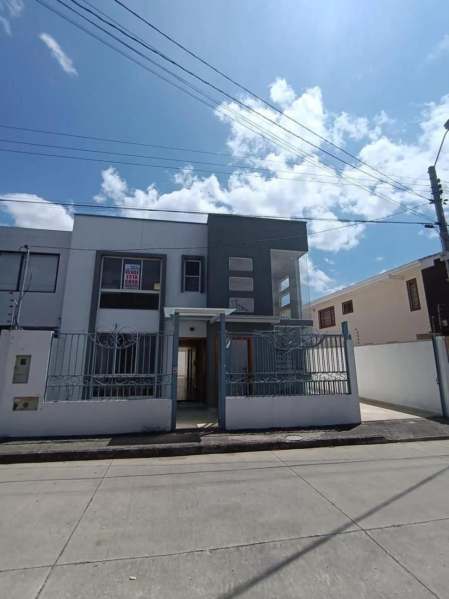 Casa en Venta Cuenca Ricaurte Urbanizacion Privada, Azuay — imagen 8